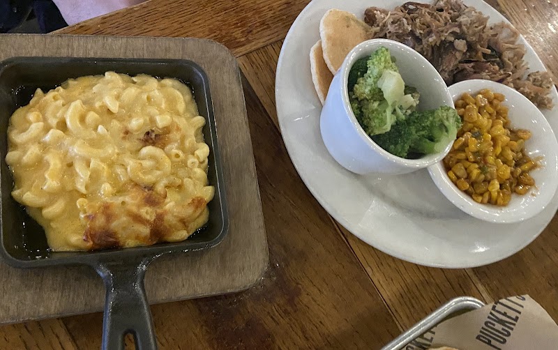 Puckett's Restaurant