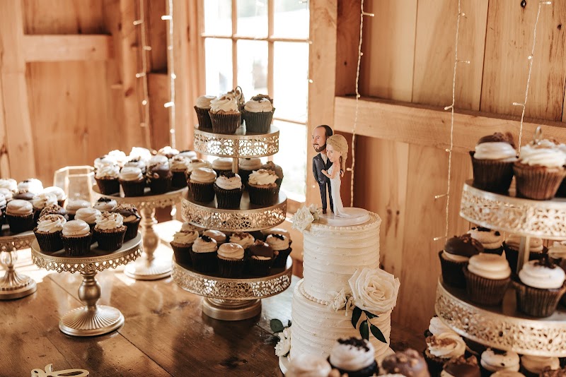 Flavor Cupcakery & Bake Shop