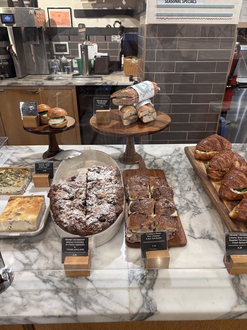 Cafe d’Avignon @ Moxy NYC Chelsea