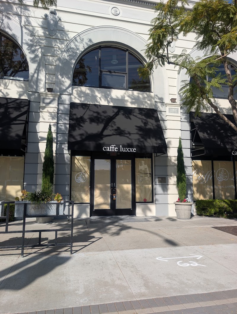 Caffe Luxxe (Opening in December!)