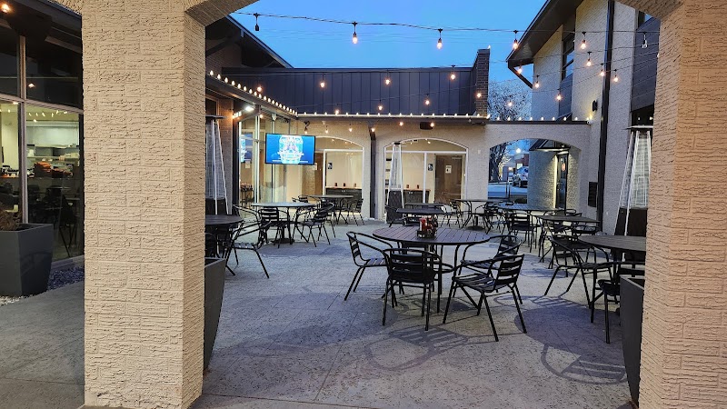 Bramble Breakfast & Bar Broken Arrow