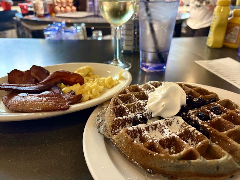 Bramble Breakfast & Bar Broken Arrow