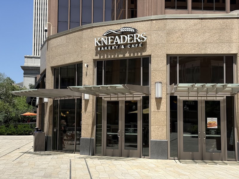 Kneaders Bakery & Cafe
