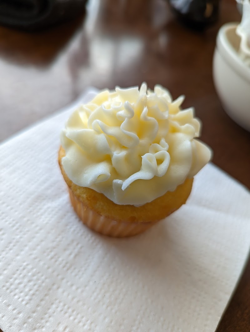 All In Flavor Cafe & Sweets Restaurant