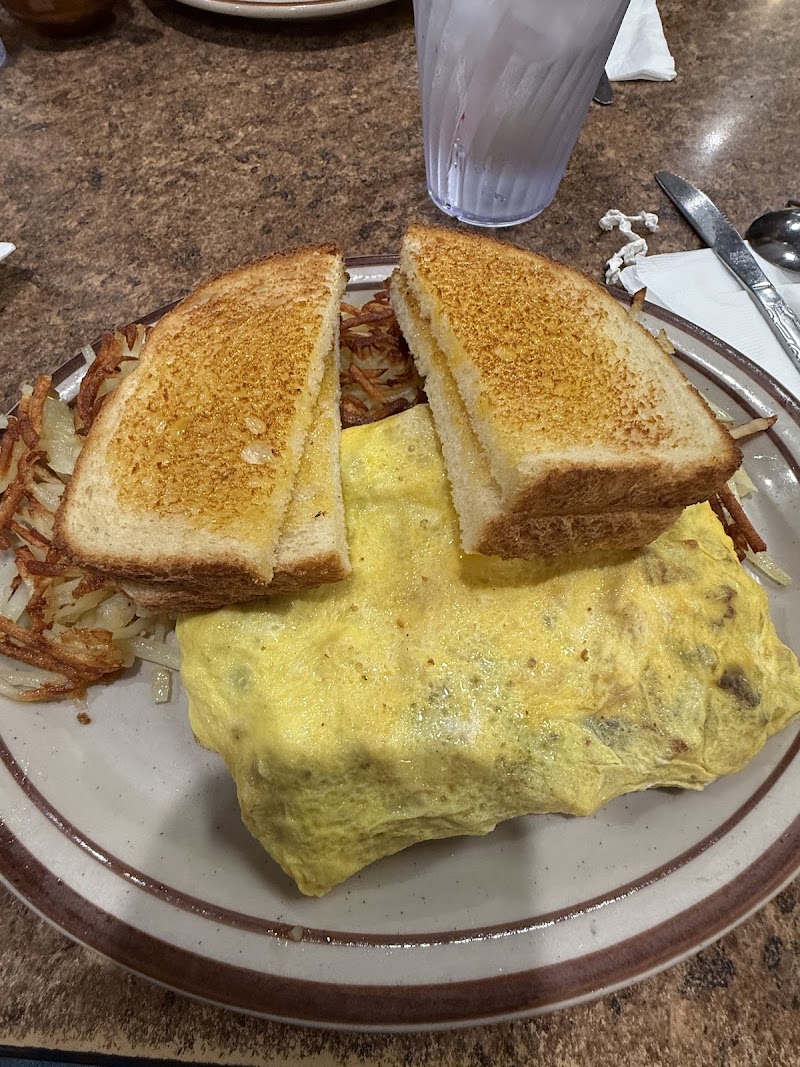 Schatz Crossroads Truck Stop