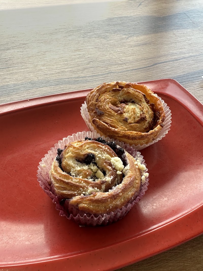 Duffeyroll Bakery Cafe