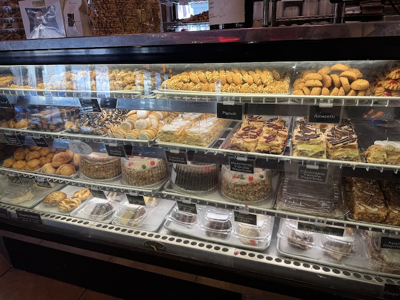 Vaccaro's Italian Pastry Shop, Little Italy