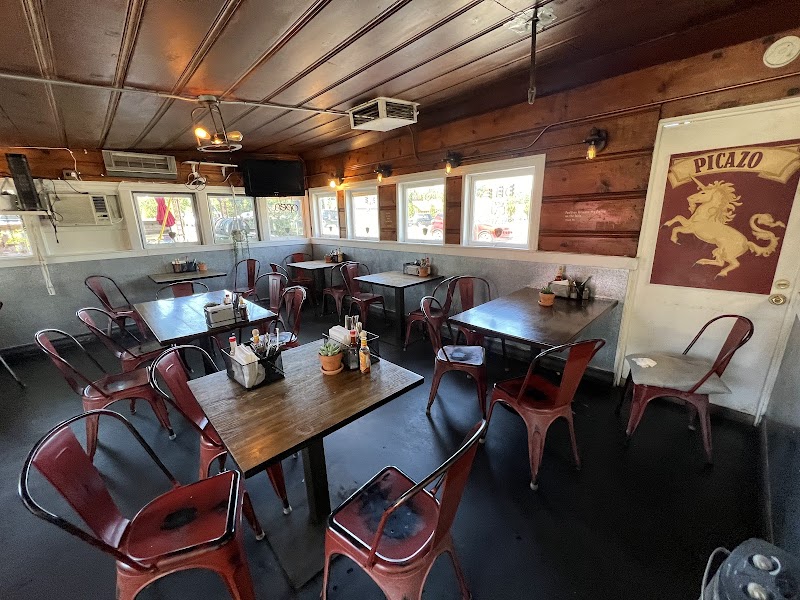 Picazo Cafe