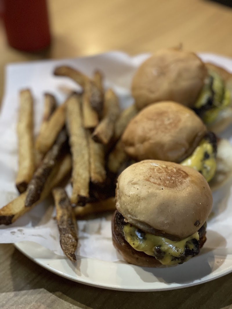 4th & Goal Sports Cafe