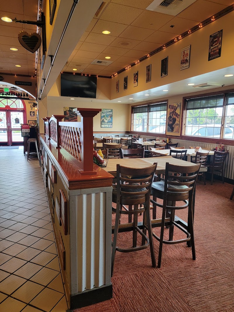 Dancing Tomato Caffé