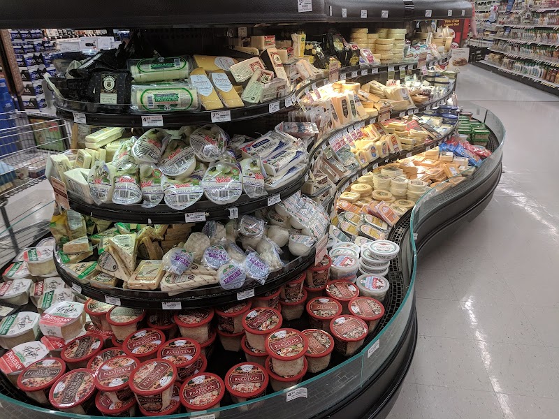 Giant Eagle Supermarket