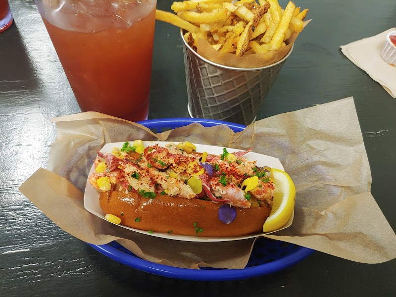 Pioneer Lakeshore Café