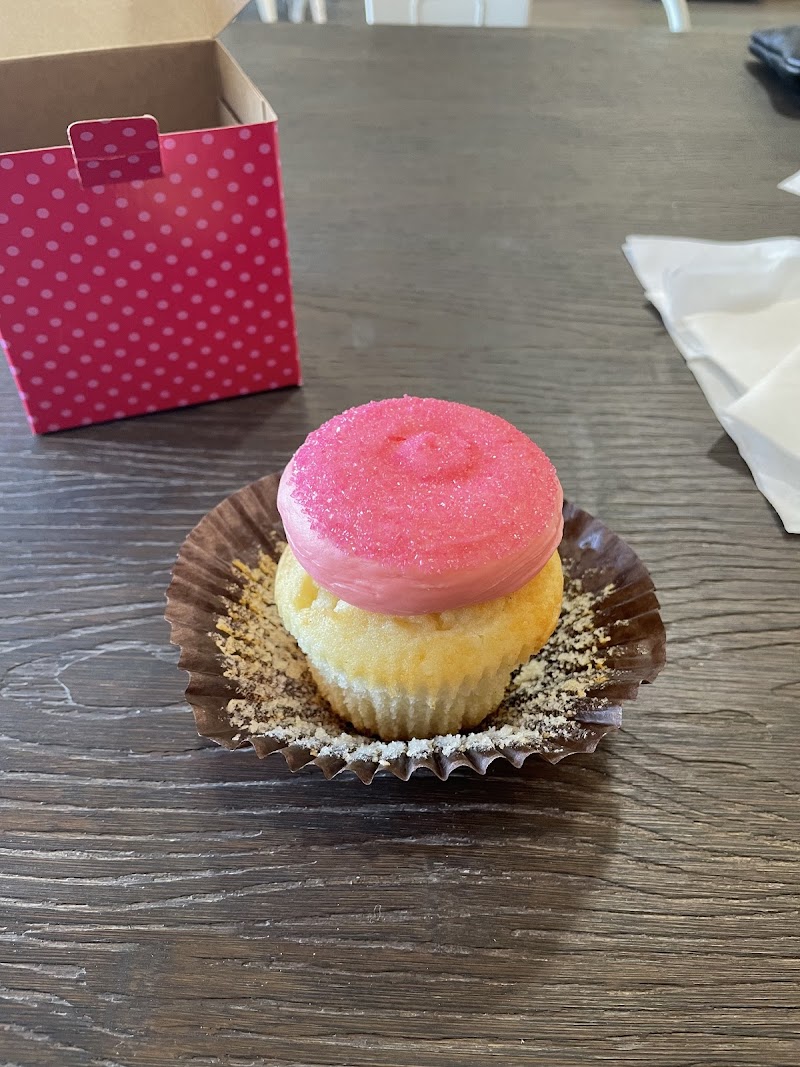 Smallcakes Cupcakery and Creamery