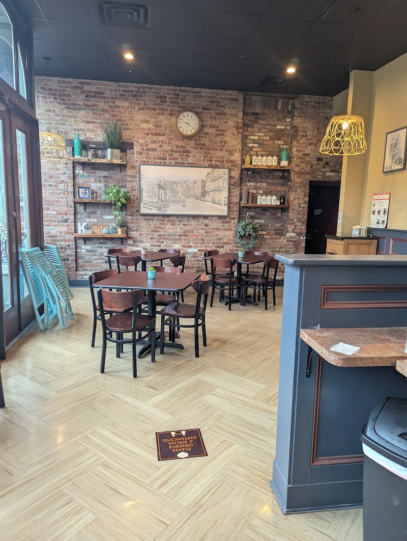 Koni's Broadway kafe