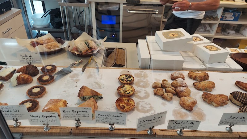 Dolce Aroma Italian Bakery