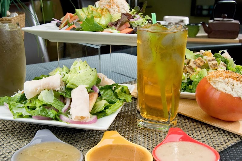 The Loose Teas Cafe and Gifts