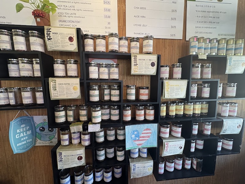 The Loose Teas Cafe and Gifts