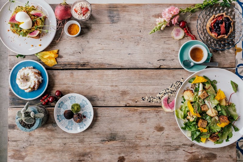 Stonefruit Espresso + Kitchen