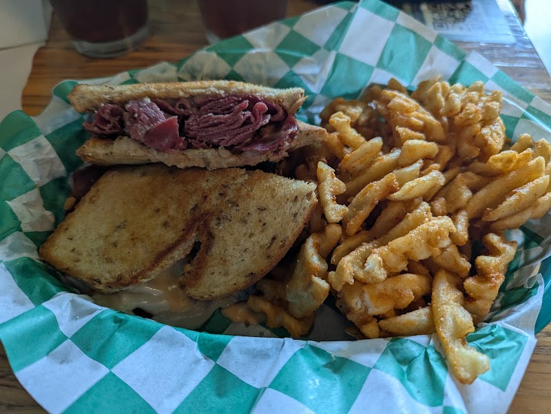 Willies @ The Paddock