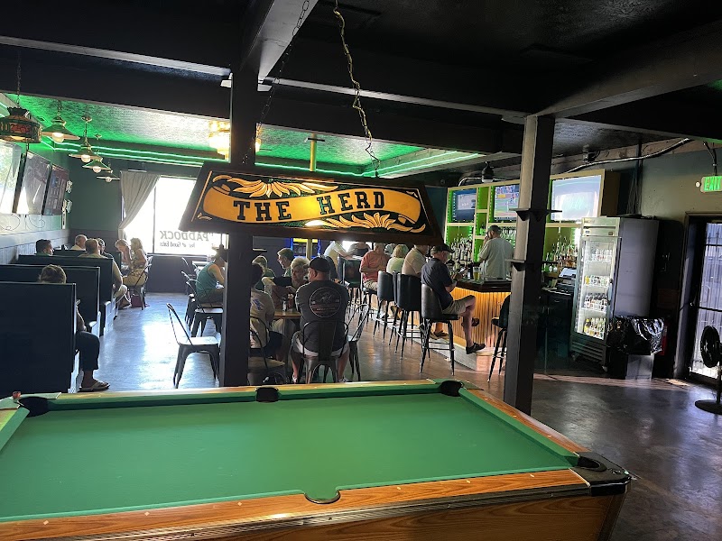 Willies @ The Paddock