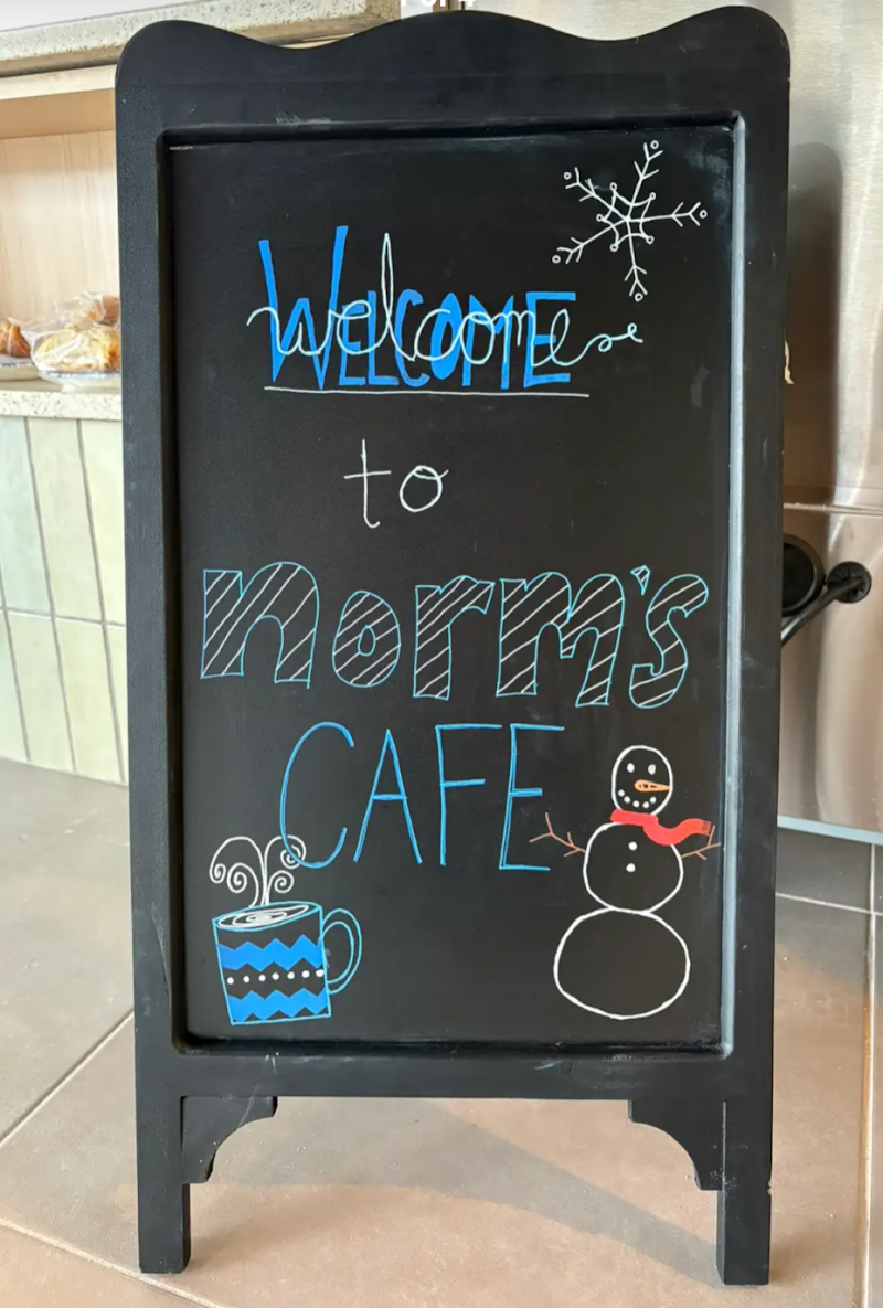 Norm's Cafe