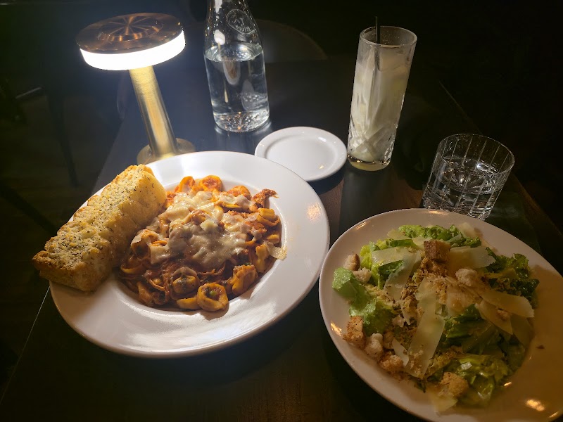 The Basil Leaf Café