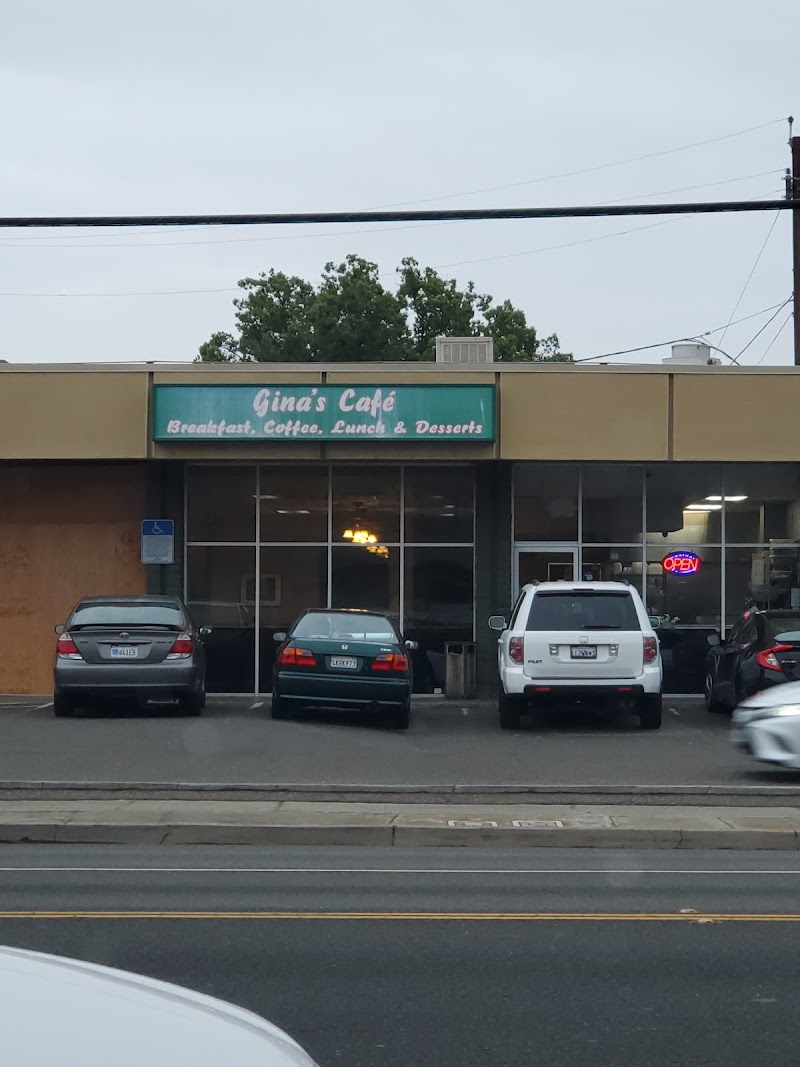 Gina's Café