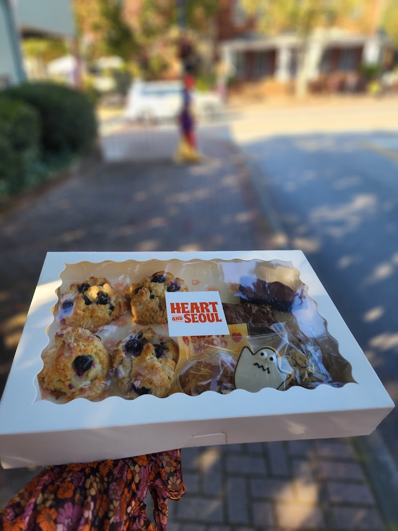 Heart & Seoul Cafe