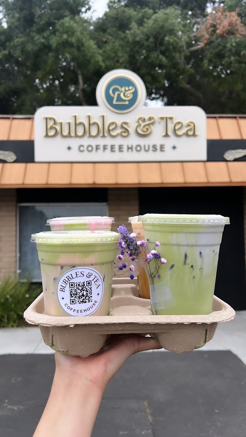 Bubbles & Tea Coffeehouse