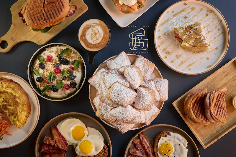 Cafe Fleur - Café & Beignet