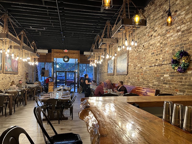 Dumbwaiter Restaurant