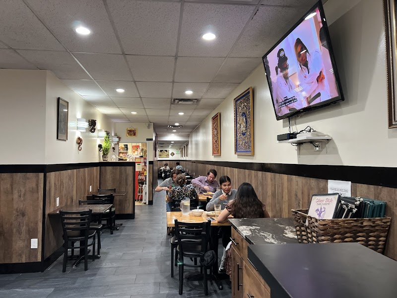 Silver Dish Thai Cuisine