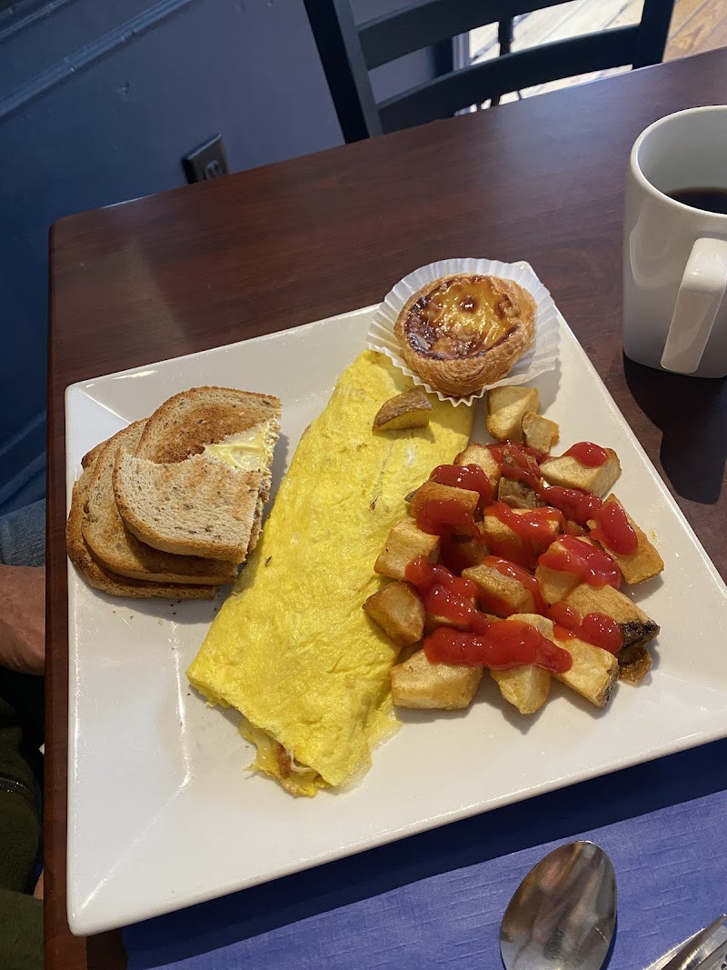 Tia Maria's European Café