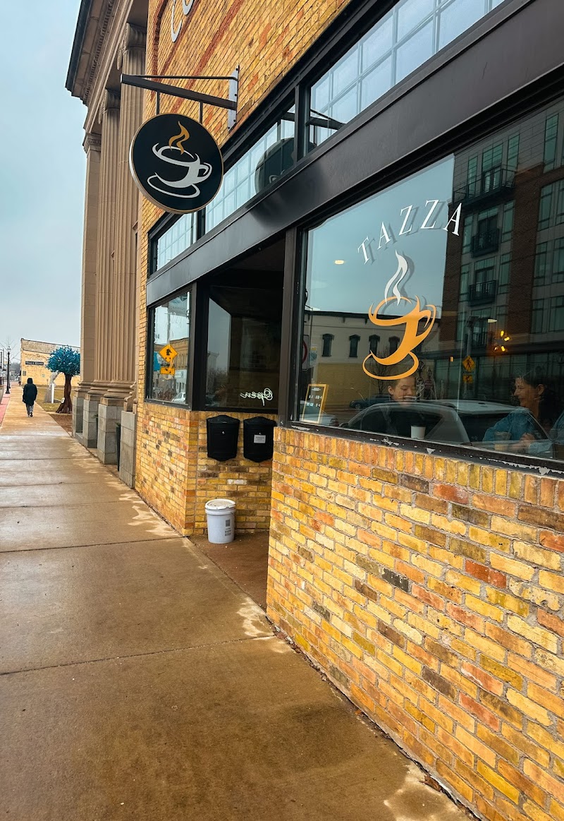Tazza Coffee Shop