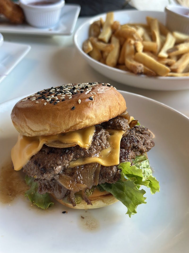 Streetlight Brasserie