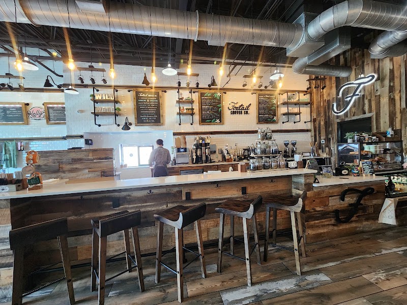 Foxtail Coffee Co. & Kelly's Ice Cream - Magnolia Plaza