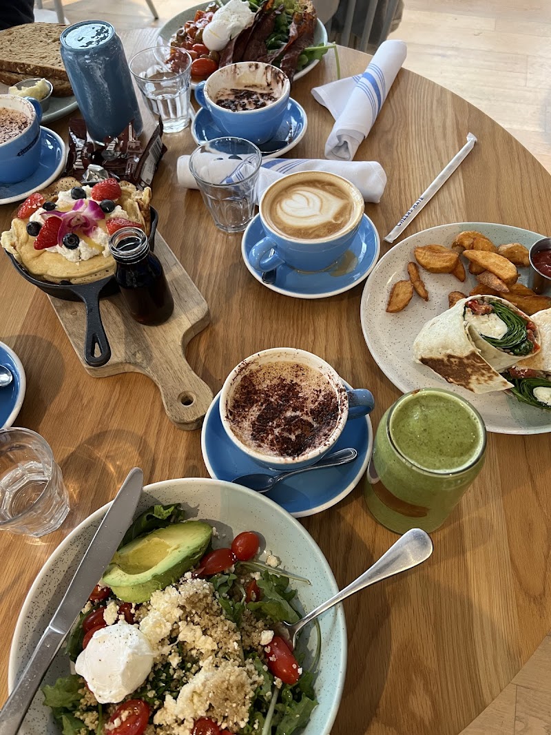 Bluestone Lane Spring Valley Café