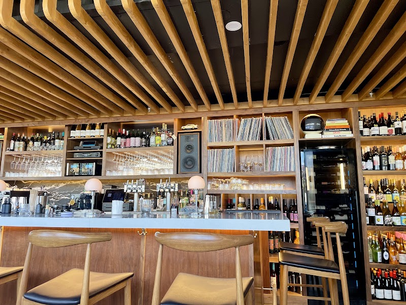 Nómade Tapas and Records