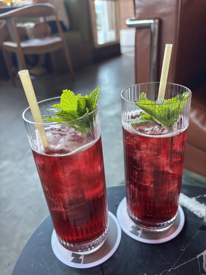 Nómade Tapas and Records