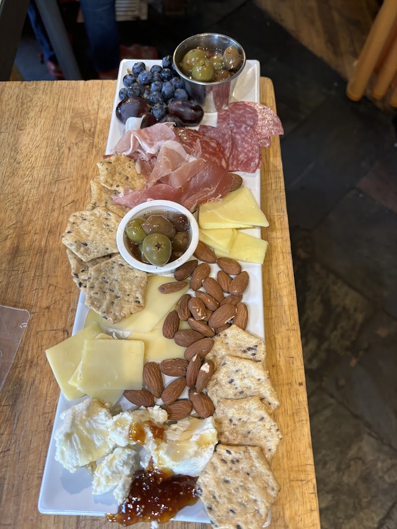 Highlands Cork & Cafe