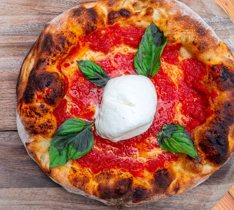 Crispy Heaven bakery and restaurant