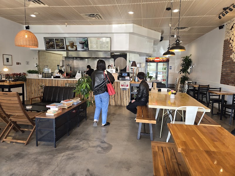 Mama Mai Vietnamese Café