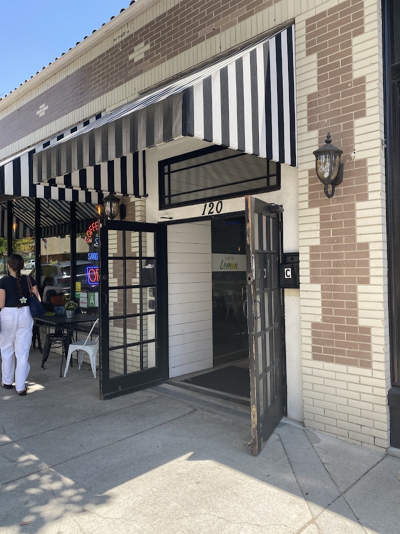 Cafe On Lemon