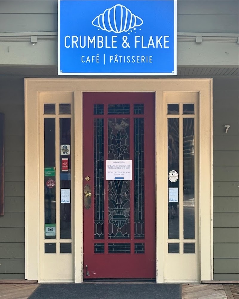 Crumble & Flake Café Pâtisserie