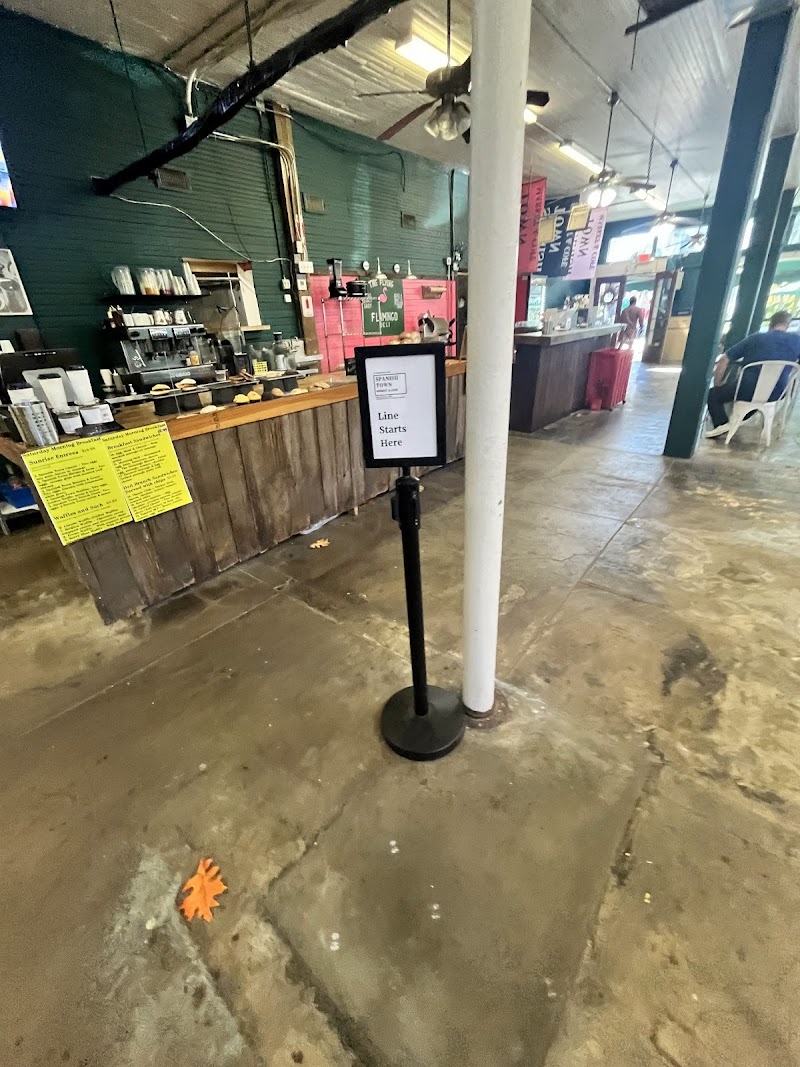 Spanish Town Market and Cofé