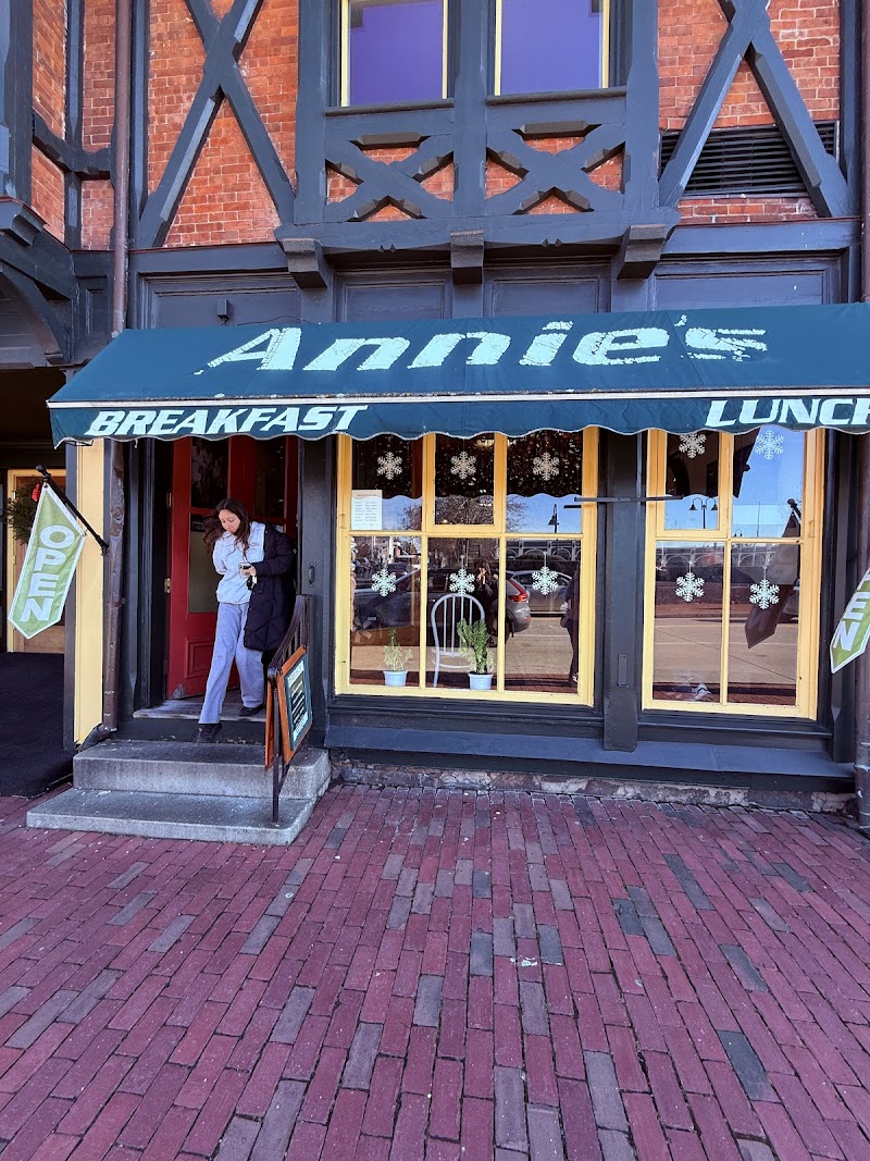 Annie's