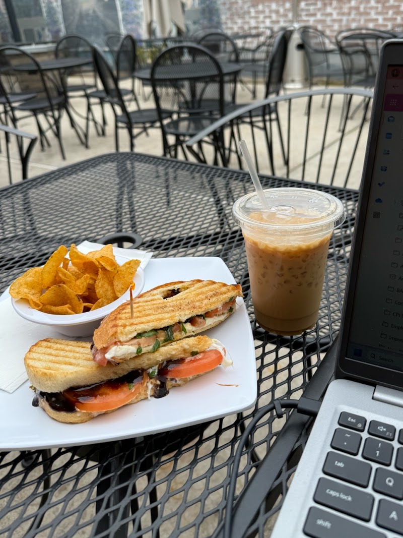 On The Edge Coffee House