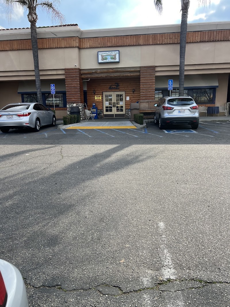 Yosemite Falls Cafe - Shaw