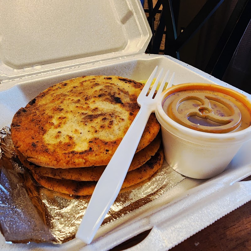 Las Lupitas The Pupusa House