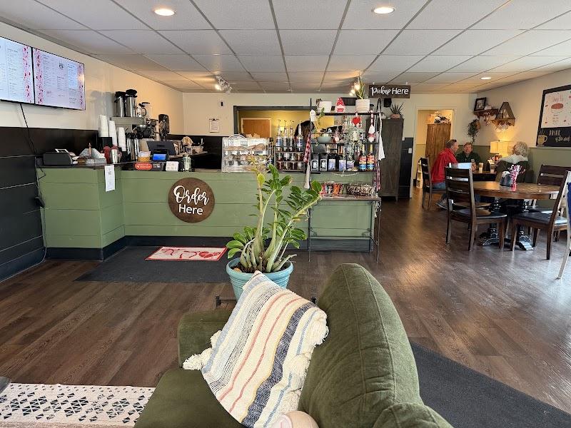 Mack's Golden Grounds